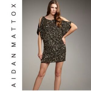 Adien Mattox Cold Shoulder cocktail dress ( 18 )